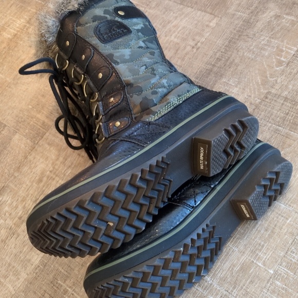 Women's Sorel Winter Boots - Picture 5 of 5